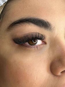 اکستنشن مژه در تهران