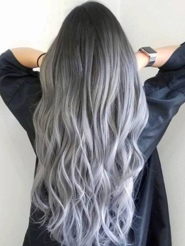 4. رنگ موی دودی یخی